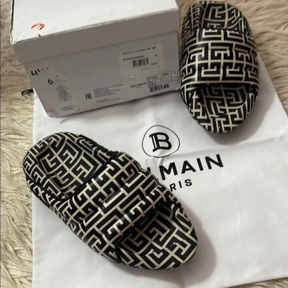 Balmain Black and White logo Slide Sandals-size 36 NEW - Picture 1 of 7